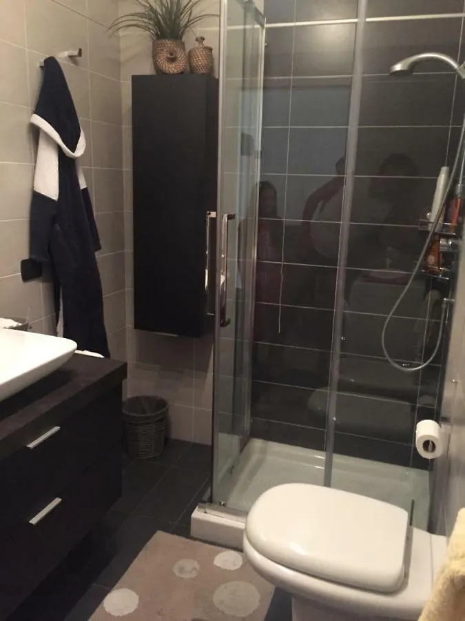 מאלצ'סינה Casa Ari Apartment 0*,  איטליה