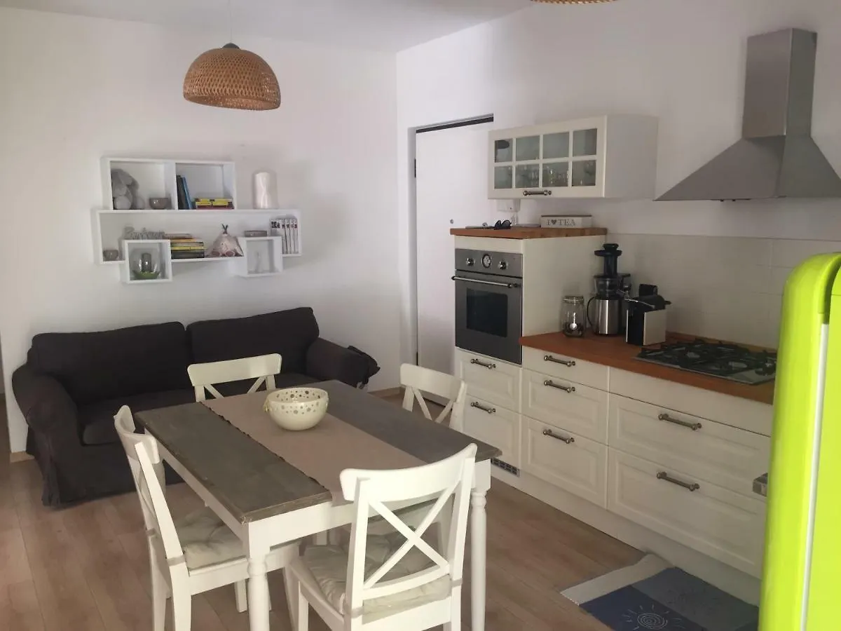 Casa Ari Apartment Malcesine Italy